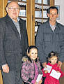 v.l.: Josef Kimmann, Emelie Freerks, Anna Frericks, Bernd Sievers|Foto Wiily Rave, Ems-Zeitung