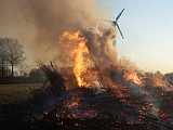 Osterfeuer auf dem Strootburg