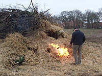 Osterfeuer Strootburg