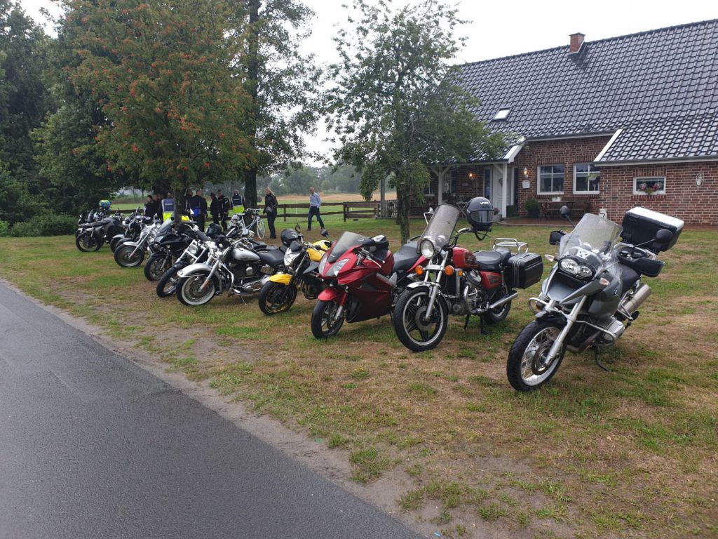 Motorräder der 2. Wippinger Motorradtour