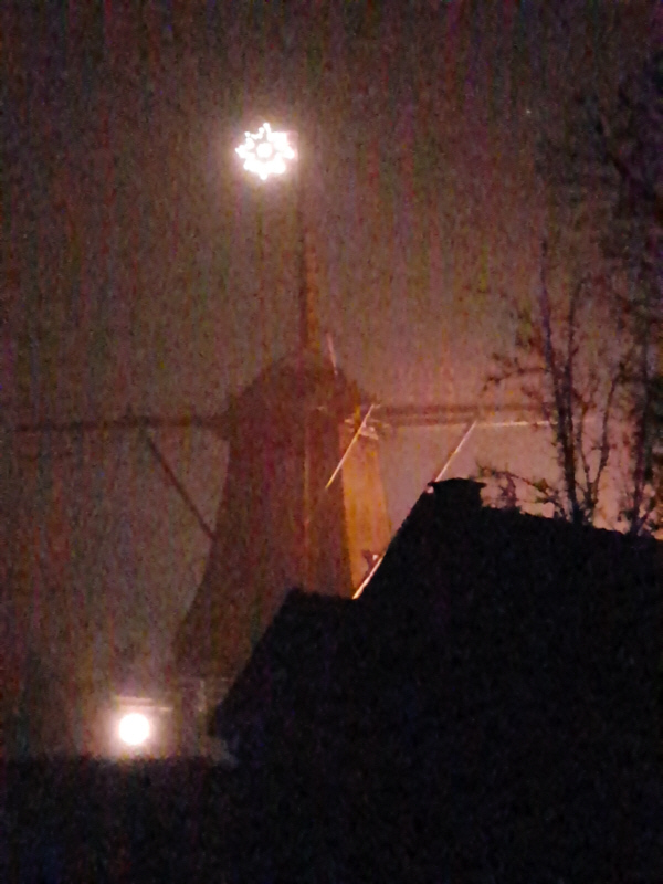 Leuchtstern an der Mühle