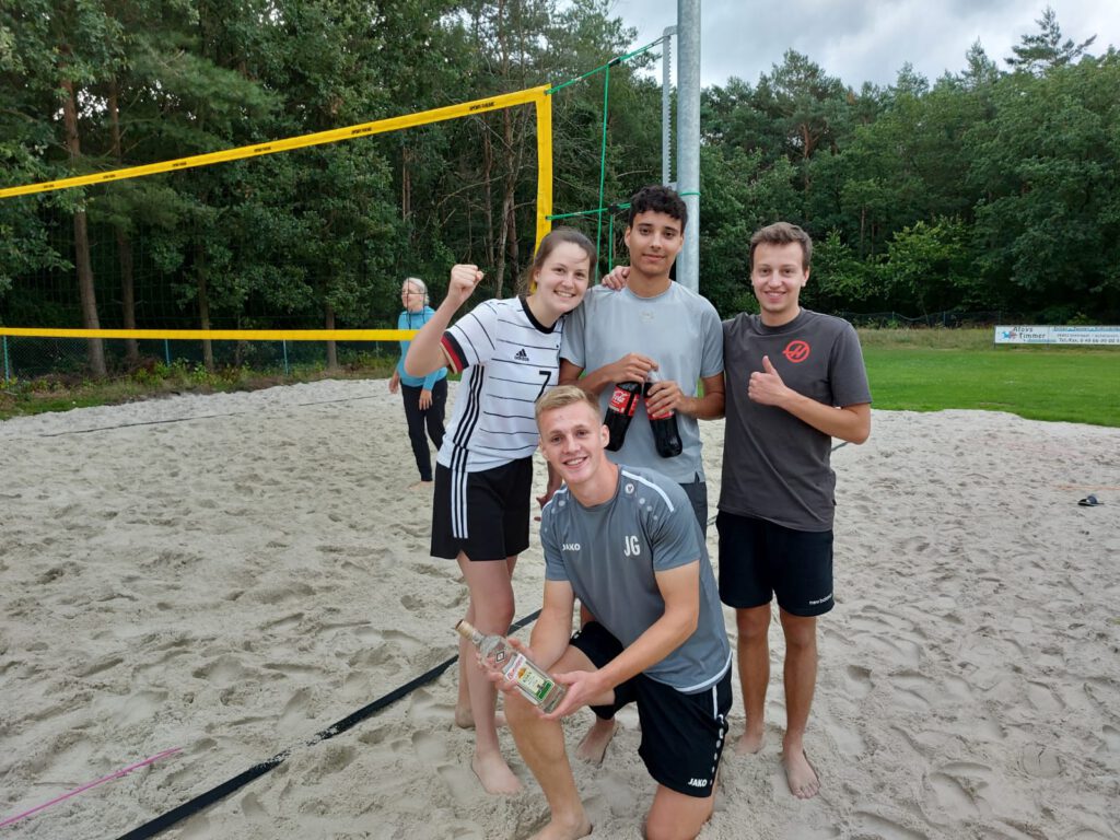 2. Siegermannschaft des Beachvolleyballturniers