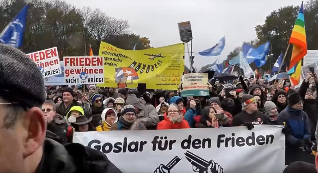 Friedensdemo am 25.11.2023 in Berlin