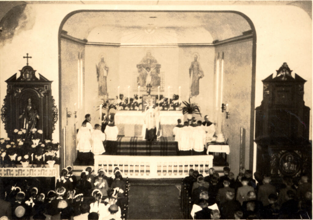Altarraum Wippinger Kirche vor 1966