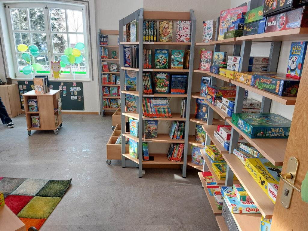 Wippinger Bücherei bei der Neueröffnung am 11.01.2026