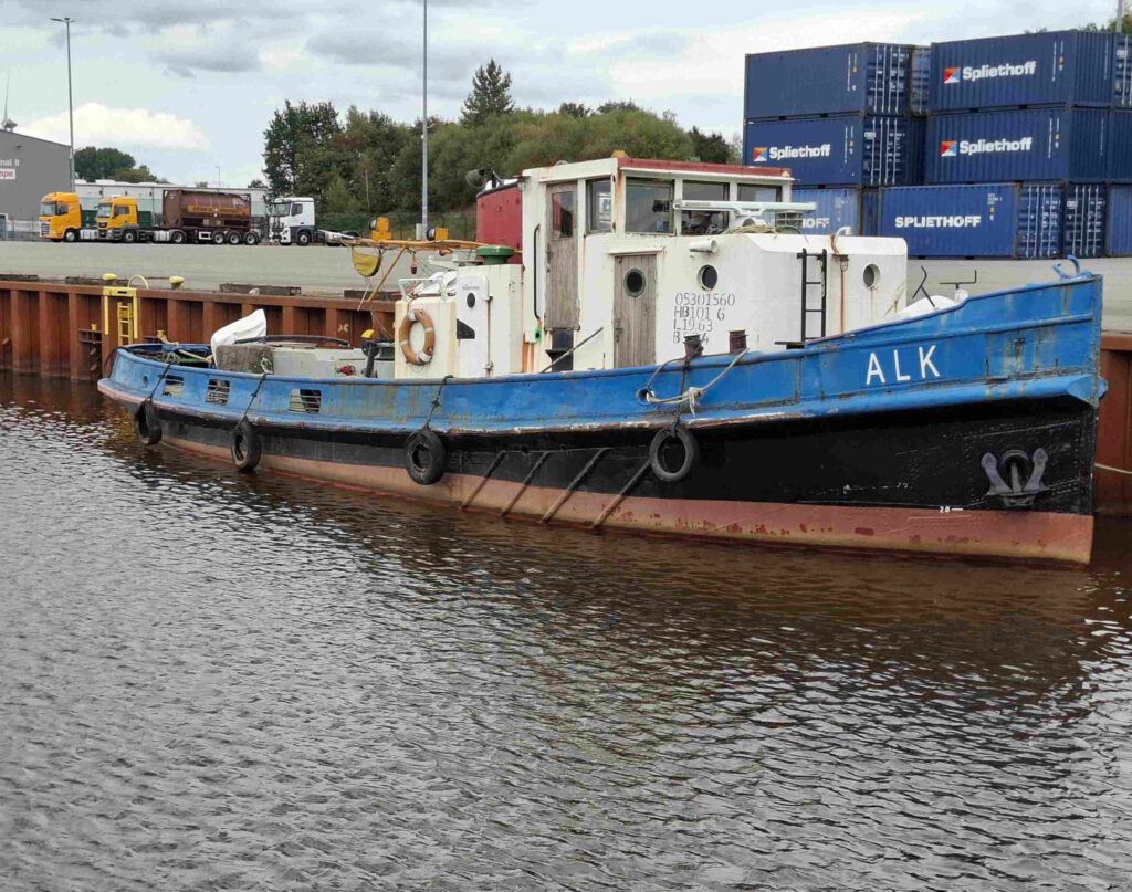 Motorschiff Alk im Dörpener Hafen 08/2026
